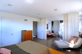 Enlarge photo 46