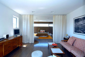 Enlarge photo 48