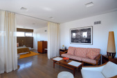 Enlarge photo 49