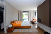Enlarge photo 51