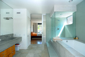 Enlarge photo 58