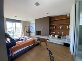 Enlarge photo 116