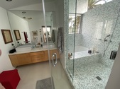 Enlarge photo 33