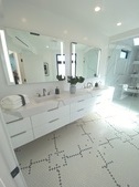 Enlarge photo 46