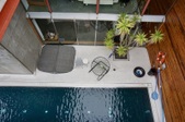 Enlarge photo 47