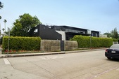 813 PALMS AVE