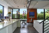 Enlarge photo 90
