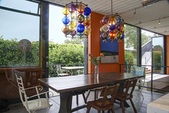 Enlarge photo 89