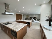 Enlarge photo 40