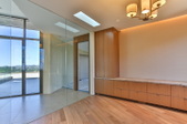 Enlarge photo 104