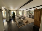 Enlarge photo 35