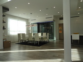 Enlarge photo 37