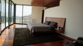 Enlarge photo 64