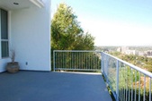 Enlarge photo 51
