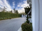 Enlarge photo 54