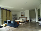 Enlarge photo 102