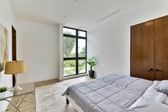 Enlarge photo 49