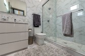 Enlarge photo 36