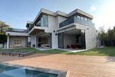 Enlarge photo 26
