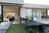 Enlarge photo 49