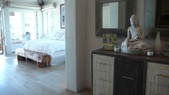 Enlarge photo 44