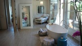 Enlarge photo 51