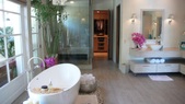 Enlarge photo 52