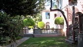 Enlarge photo 26