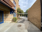 Enlarge photo 70