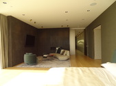 Enlarge photo 60