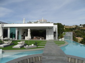 Enlarge photo 109