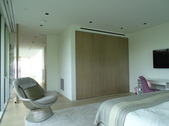 Enlarge photo 51