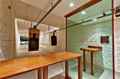 Enlarge photo 98