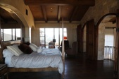 Enlarge photo 57