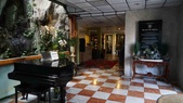 Enlarge photo 12