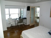 Enlarge photo 79