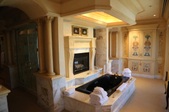 Enlarge photo 79