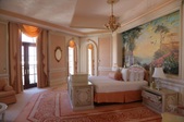 Enlarge photo 77
