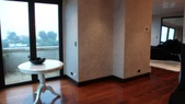 Enlarge photo 64