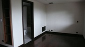 Enlarge photo 89