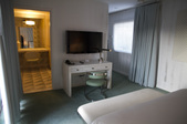 Enlarge photo 57