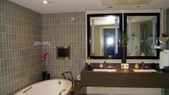 Enlarge photo 38