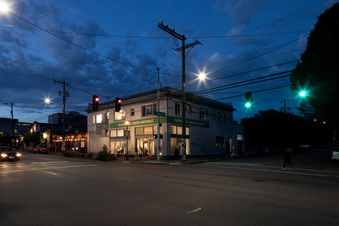 Enlarge photo 11