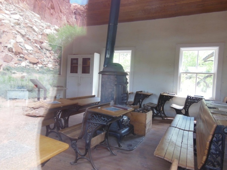 Enlarge photo 72