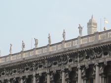 Enlarge photo 33