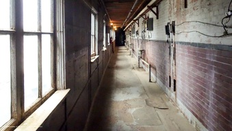 Enlarge photo 22
