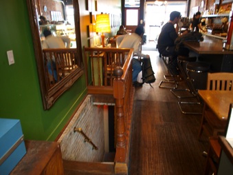 Enlarge photo 8