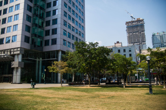 Enlarge photo 32
