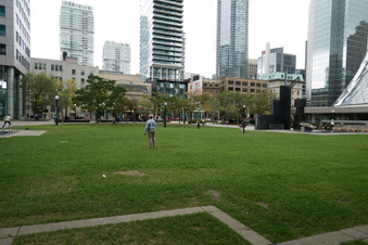 Enlarge photo 12