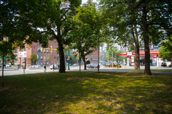 Spadina & Front